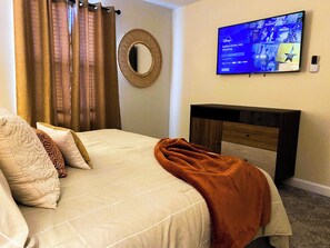 9 Schlafzimmer, Bügeleisen/Bügelbrett, Reisekinderbett, WLAN