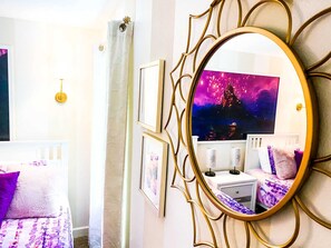 9 bedrooms, iron/ironing board, travel cot, WiFi - Happiest House on Earth near Disney World 9bedroom (Kissimmee)