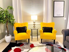 Interior - Ultimate Family Vacation Home near Walt Disney World in Storey Lake, Pool, Micke (Kissimmee)