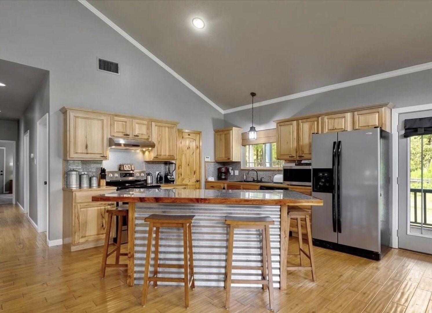 The Cabin at Neely’s Point - Lake Palestine