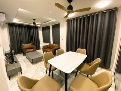 Affordable Luxury Stay
