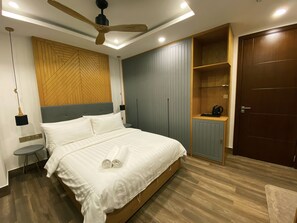 9 bedrooms, in-room safe, bed sheets - Affordable Luxury Stay (Thimarafushi)