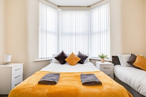 5 chambres, fer et planche à repasser, Wi-Fi gratuit, draps fournis