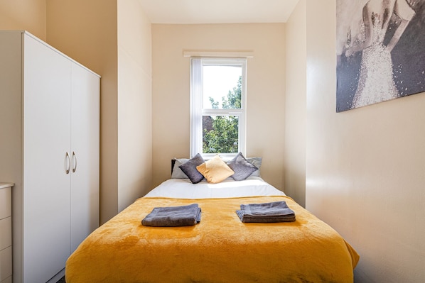 5 chambres, fer et planche Ă repasser, Wi-Fi gratuit, draps fournis