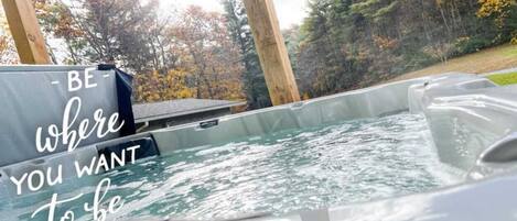 Bain à remous extérieur