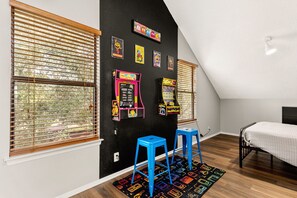 2 slaapkamers, een strijkplank/strijkijzer, gratis wifi, beddengoed