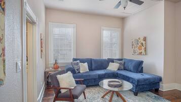 House (4 Bedrooms) | Living area | 50-inch TV with digital channels