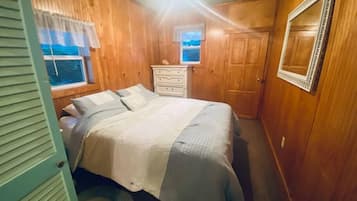 1 slaapkamer, een strijkplank/strijkijzer, wifi, beddengoed