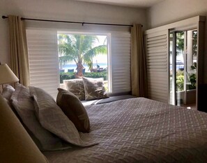 2 bedrooms, desk, iron/ironing board, travel crib