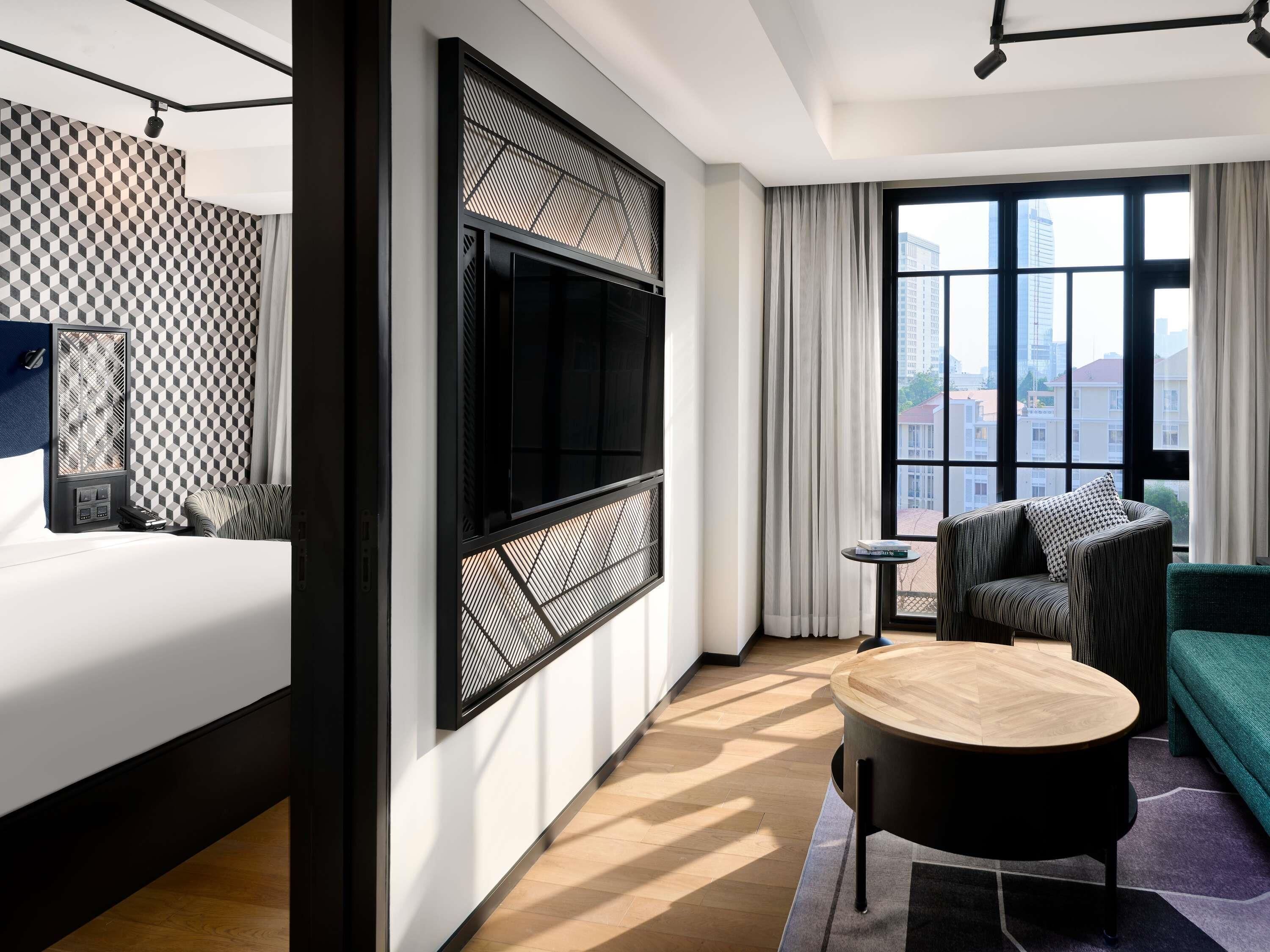 Suite junior, 1 cama matrimonial (Tribe Lifestyle) | Ropa de cama de alta calidad y minibar 