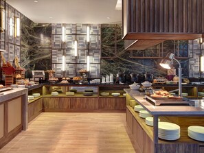 Daily buffet breakfast (IDR 200000 per person)