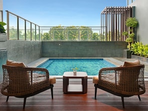 2 bars/lounges, lobby lounge - Mercure Pangkalan BUN (Pangkalan Bun)
