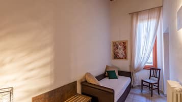 Superior-Doppelzimmer | Hochwertige Bettwaren, Daunenbettdecken, Zimmersafe