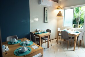 Free daily buffet breakfast - Pousada Estrela Cordel (Fernando de Noronha)