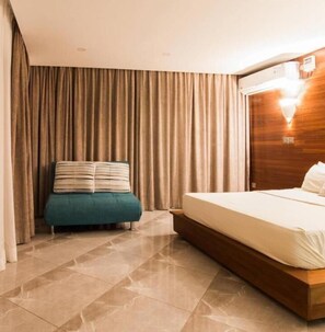 Luxury Villa | 5 bedrooms, free WiFi, bed sheets - Stay.Plus Diani Luxurious Villa (Diani Beach)