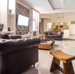 30-inch Smart TV with digital channels, TV - Stay.Plus Diani Luxurious Villa (Diani Beach)