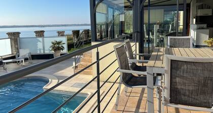 Beach mansion directly by the sea + pirvat pool - stone´s throw enter the beach