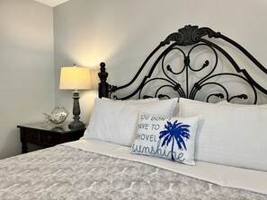 2 bedrooms, desk, iron/ironing board, free WiFi