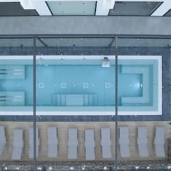Body treatments, aromatherapy, facials, 1 treatment room