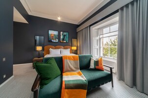 Roupas de cama premium, cofres nos quartos