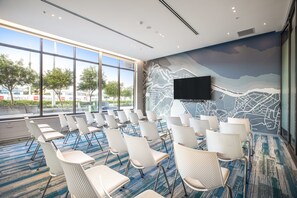 Meeting facility - Holiday Inn & Suites Sunshine Coast by IHG (Maroochydore)