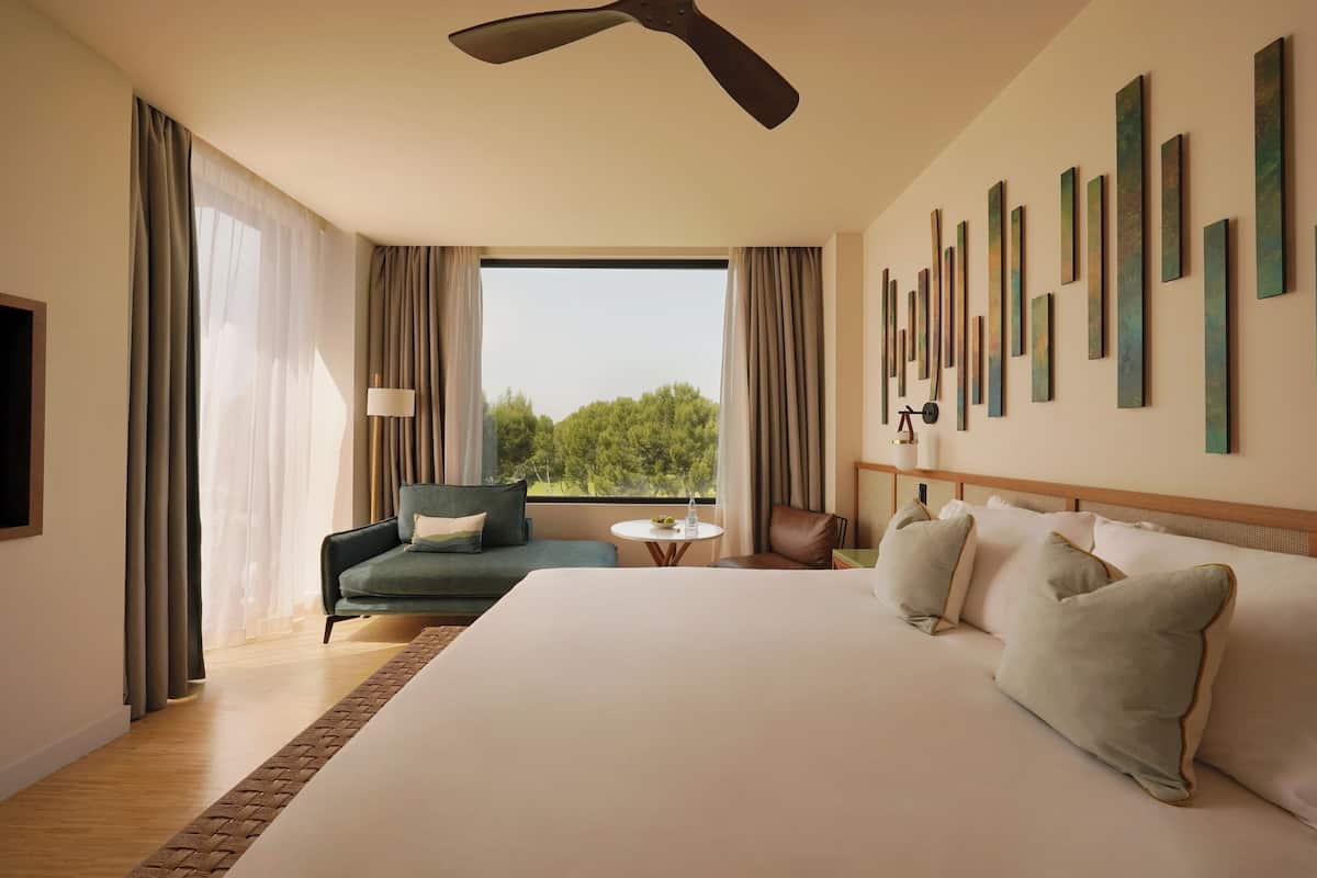 Chambre, 1 trÚs grand lit, balcon (Double Balcony, Resort Garden View) | Literie de qualité, couette en duvet