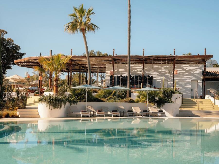Indoor pool, 3 outdoor pools, open 10:00 AM to 7:00 PM, pool umbrellas