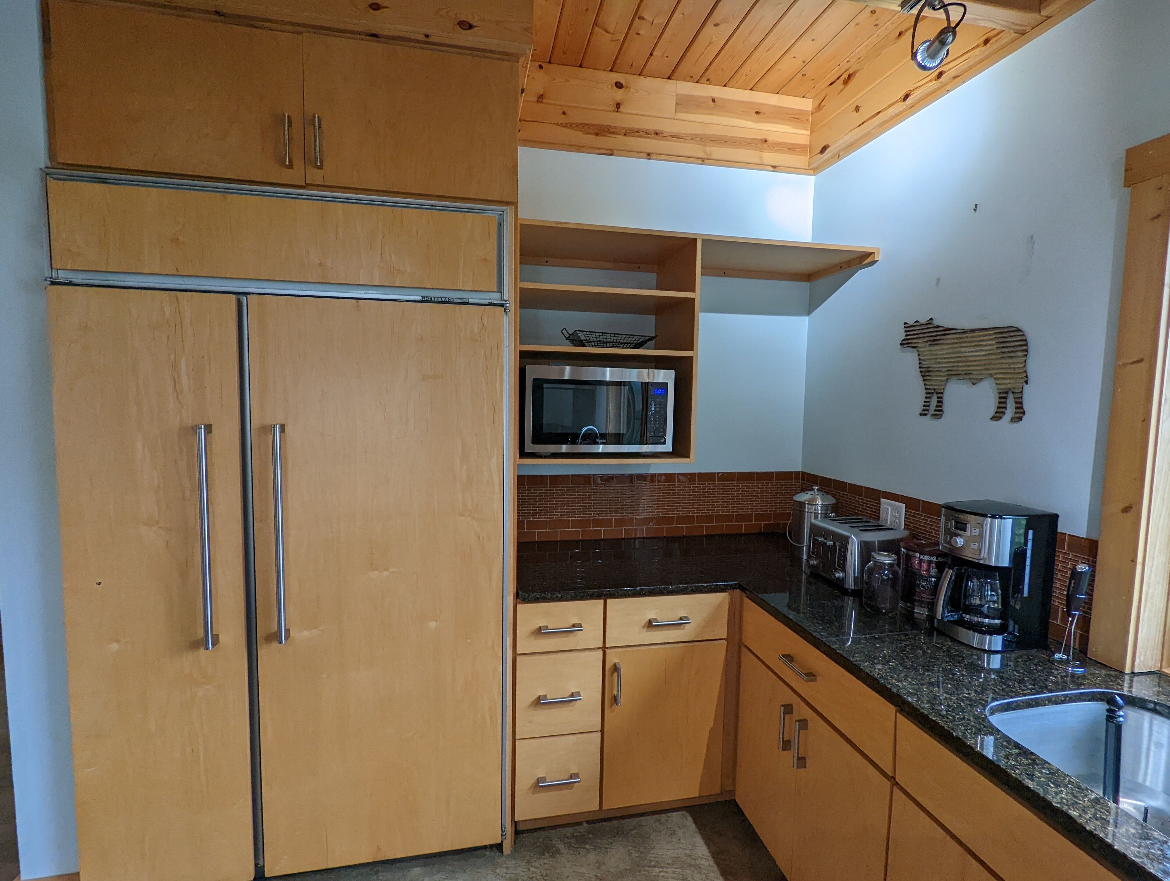 Serene Rural Retreat w/ Stunning Views - Just a short drive from hiking and OU!