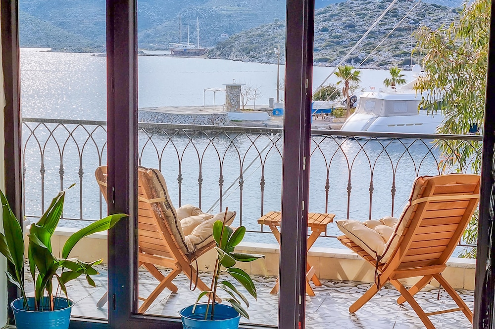 4 Holiday Homes