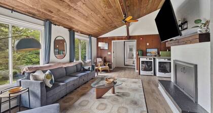 Spacious Vermont Chalet for Group Getaways