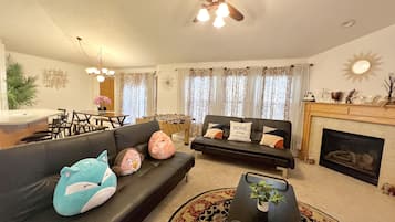 Smart TV, fireplace, table football