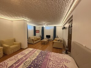 5 bedrooms, iron/ironing board, free WiFi, bed sheets - Arslan Villa (Marmaris)