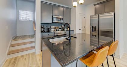 Green House @ Township - Unit B | 3BR 3BA