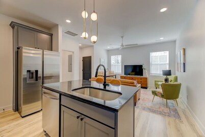 Green House @ Township - Unit B | 3BR 3BA