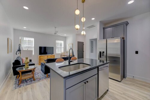 Green House @ Township- Unit A | 3BR 3BA