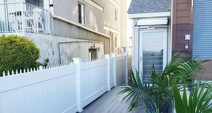 Modern Beachfront Studio 203