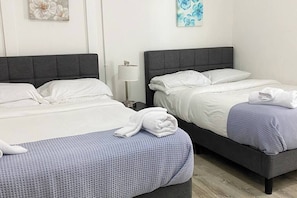 Iron/ironing board, WiFi, bed sheets