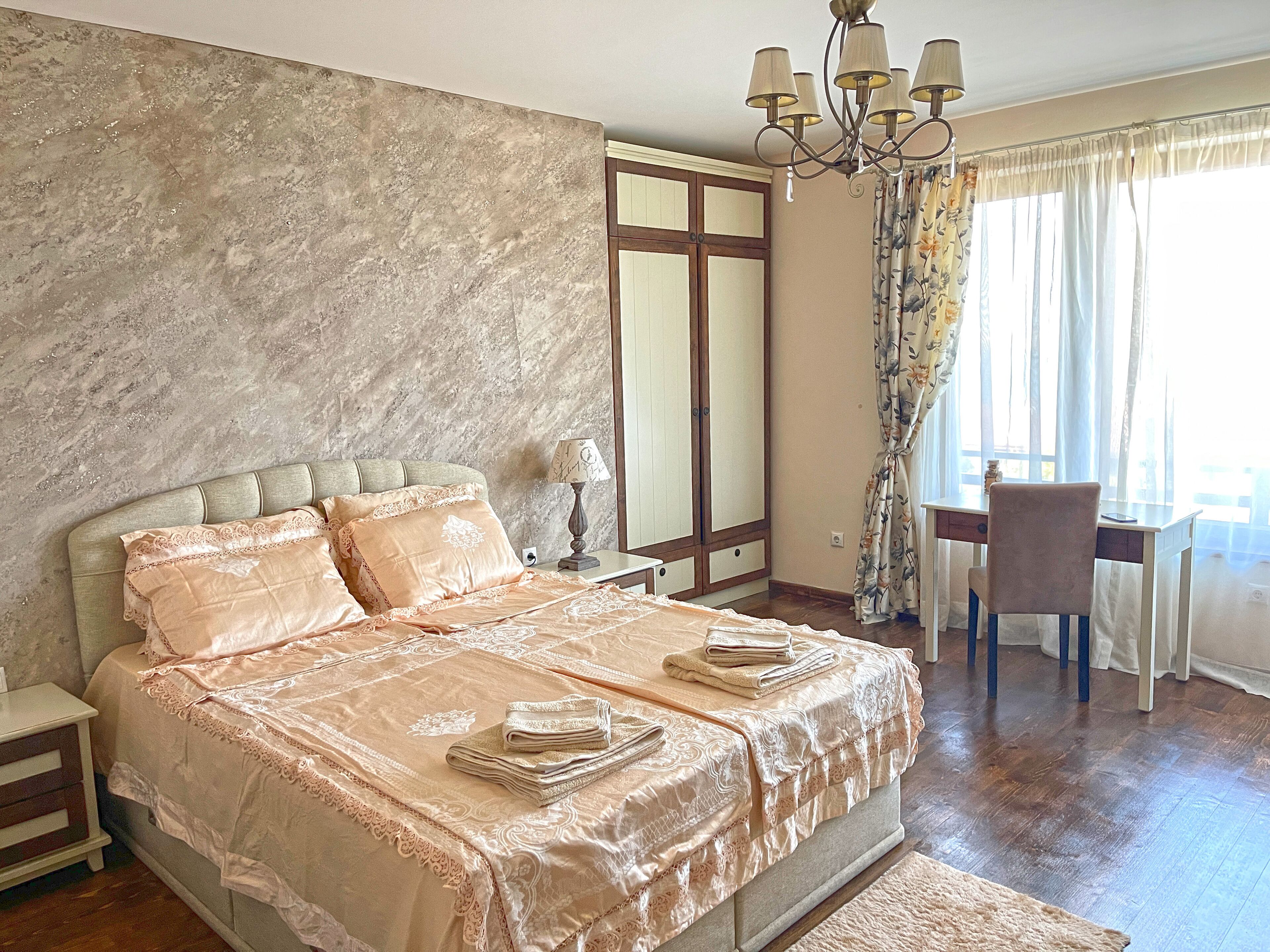 4 chambres, bureau, fer et planche à repasser, Wi-Fi