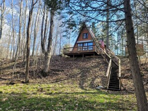 Exterior - Luther Secluded Riverfront A-Frame (Luther)