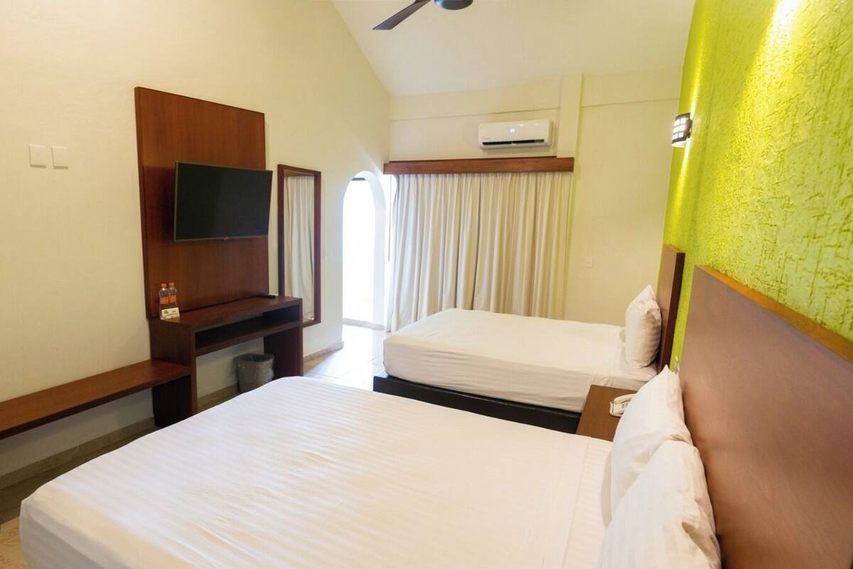 ตู้นิรภัยในห้องพัก, ห้องเก็บเสียง, Wi-Fi ฟรี, ผ้าปูที่นอน