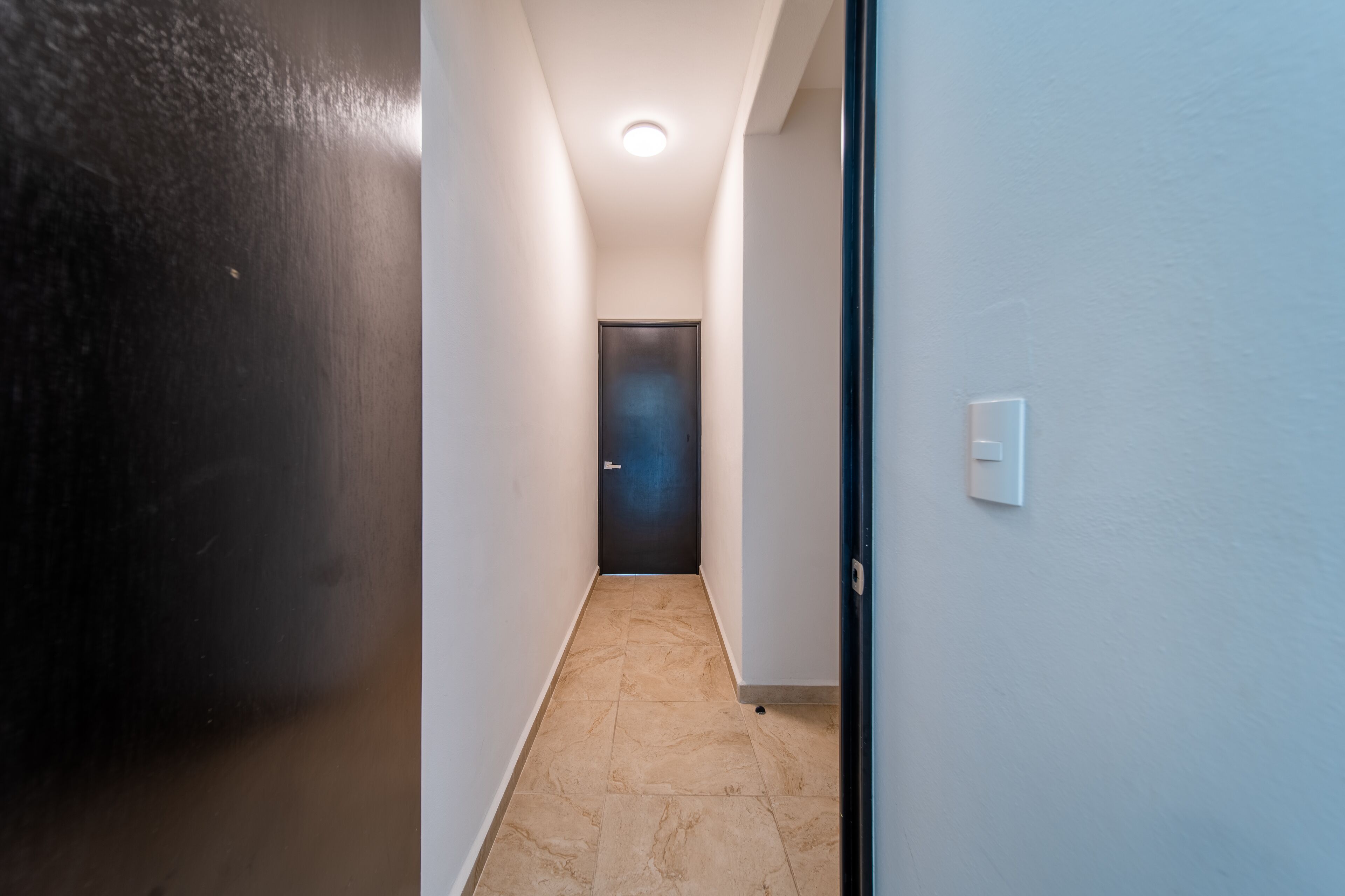 suite familiar | in-room safe, soundproofing, free wifi, bed sheets