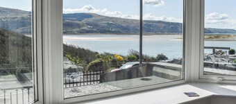 2 bedroom accommodation in Barmouth