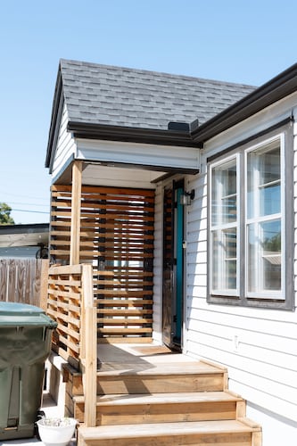 OU-Walk to Main St- Big Deck- Patio -Fire Pit -Man Cave