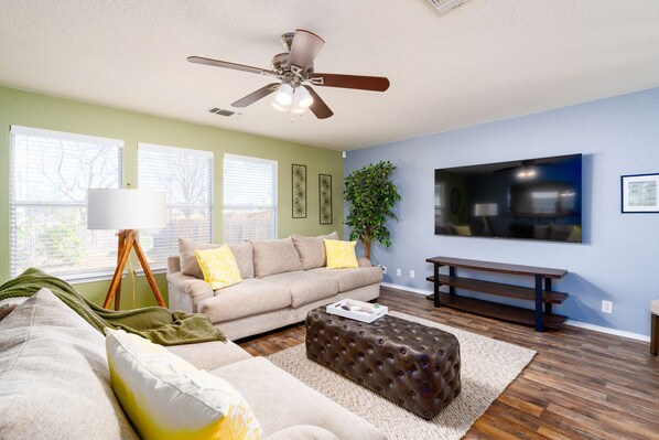 Smart TV - Fun & Games Near Sea World, Six Flags, Lackland, and Downtown (San Antonio)