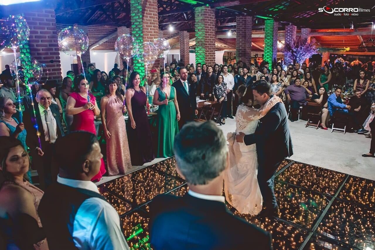 farm for leisure and events surrounded by beautiful mountains and 2 ballrooms..