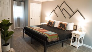4 bedrooms, desk, travel crib, free WiFi