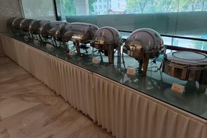 Unclassified image, 4 of 51, button - Dongyuan Hotel (Yangzhong)