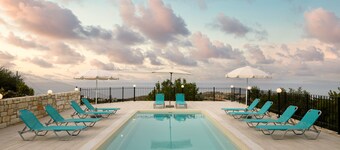 View, Privacy & Comfort - Cretan Villa