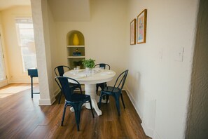 Dining - Walkable Near Downtown/Hospital/Belmont/Vandy-2 (Nashville)
