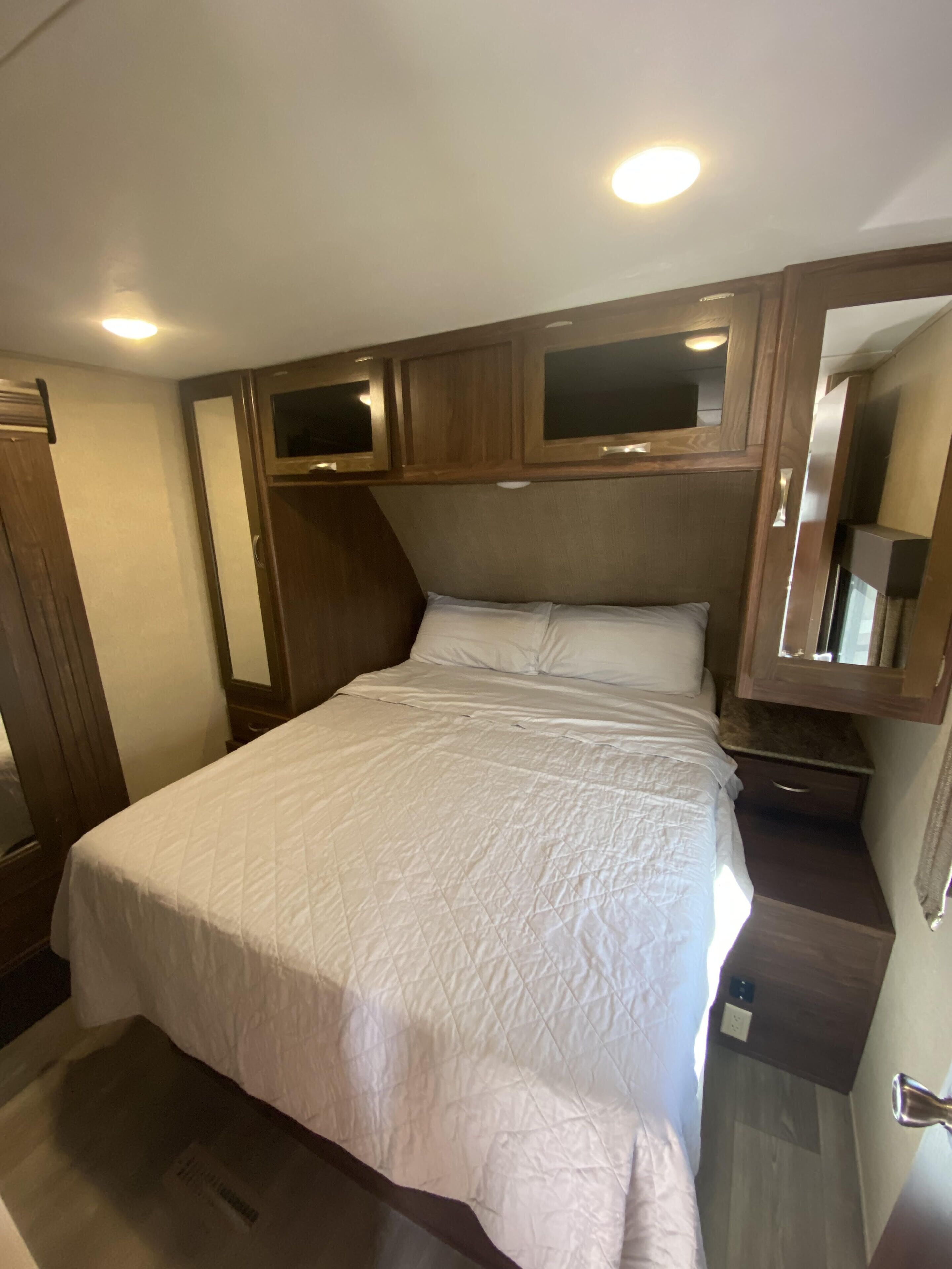 New! Glamping- Campton-Inn at Coconuts